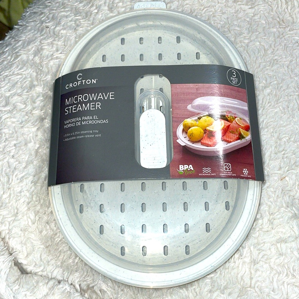 NEW Crofton Microwave Fish Chicken Vegetable Steamer Plate Non-glass 3 piece set